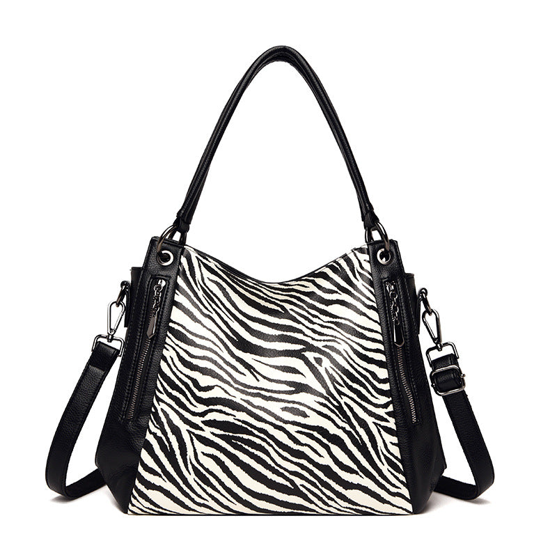 Urban Chic Leopard Print Handtas β Wild & Stylish