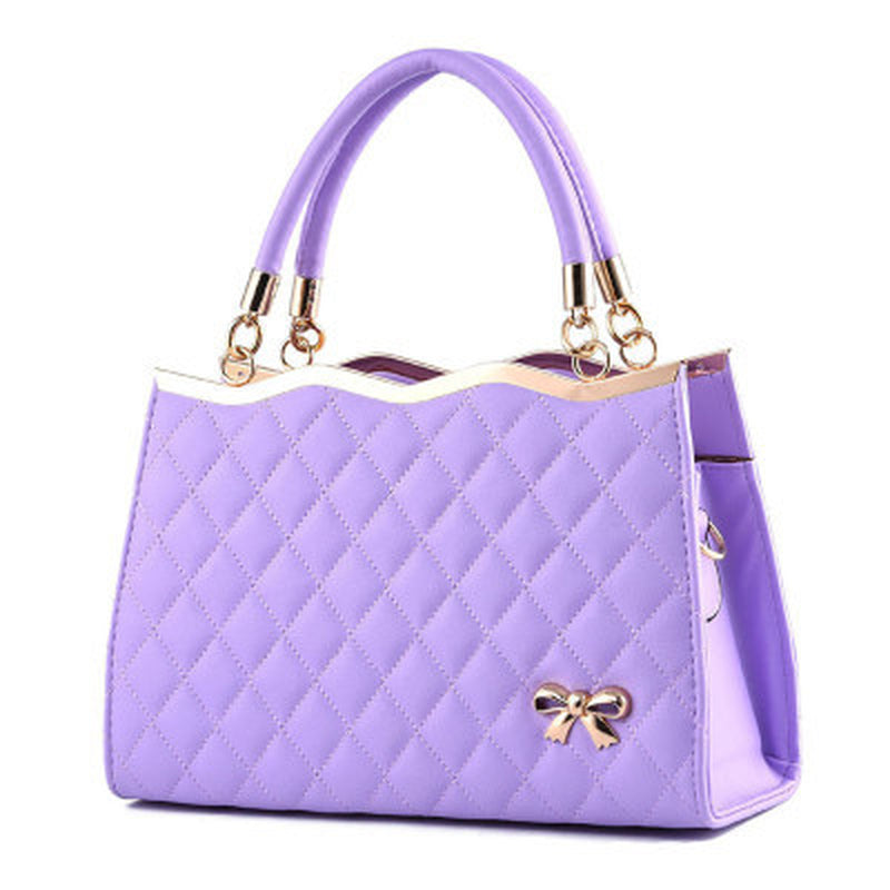 Elegant Quilted Handtas – Classy & Chic 