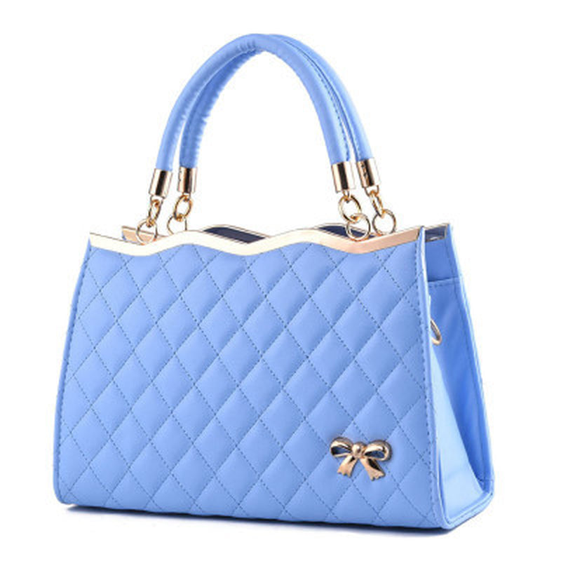 Elegant Quilted Handtas – Classy & Chic 